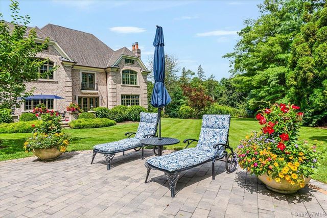 17 Plover Lane, Lloyd Harbor, NY 11743