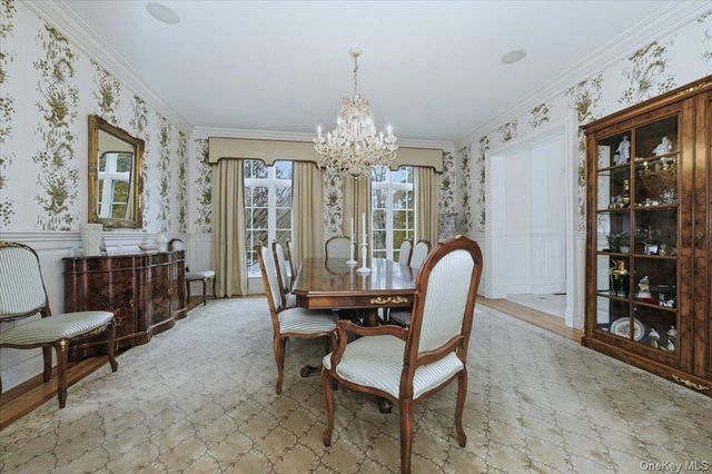 17 Plover Lane, Lloyd Harbor, NY 11743