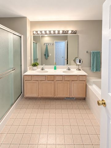 3131 Cypress Court, Mchenry, IL 60051