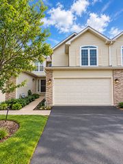 3131 Cypress Court, Mchenry, IL 60051
