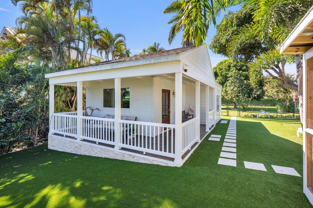 7400 W Lake Drive, Lake Clarke Shores, FL 33406