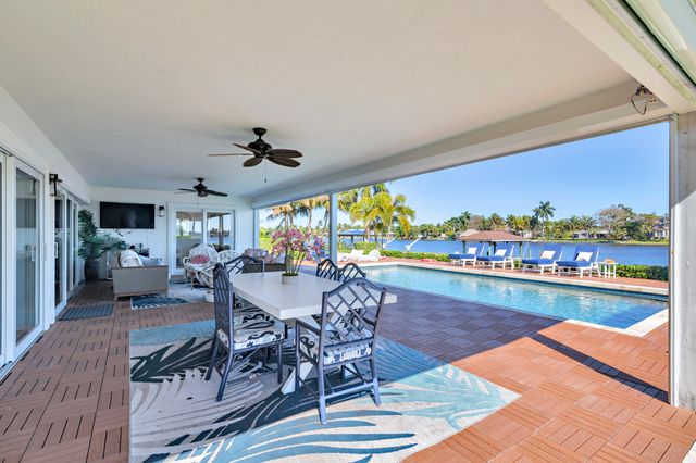 7400 W Lake Drive, Lake Clarke Shores, FL 33406