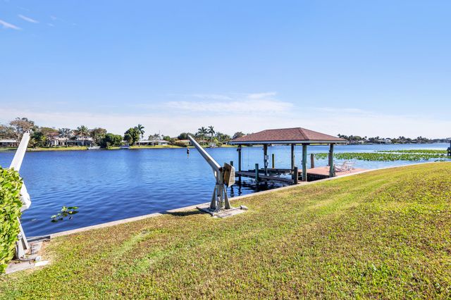 7400 W Lake Drive, Lake Clarke Shores, FL 33406