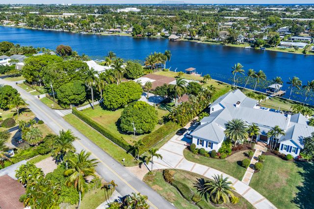 7400 W Lake Drive, Lake Clarke Shores, FL 33406