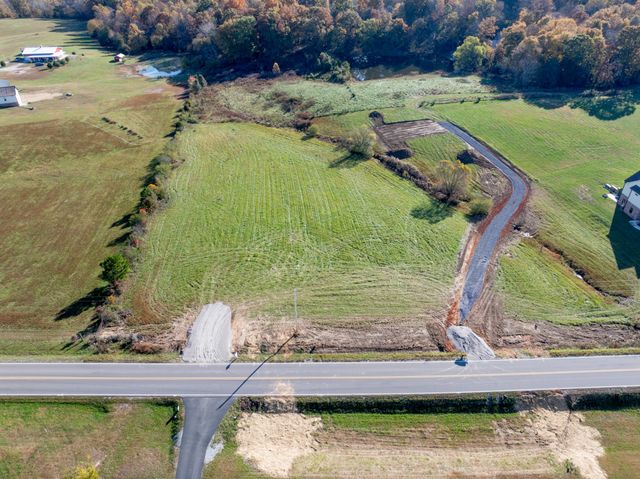 555 Buddy Road, Dickson, TN 37055