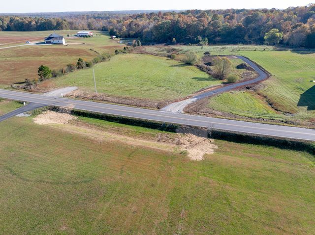 555 Buddy Road, Dickson, TN 37055