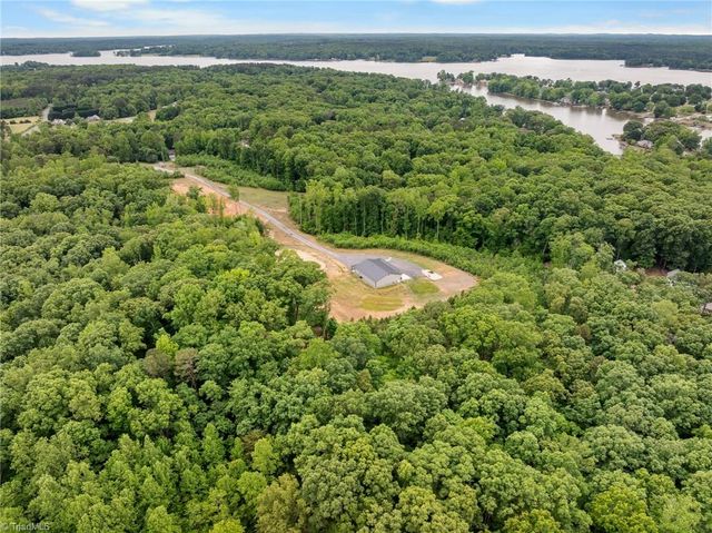 160 Riverwood Drive, Lexington, NC 27292