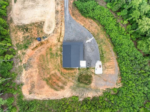 160 Riverwood Drive, Lexington, NC 27292