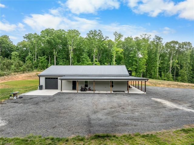 160 Riverwood Drive, Lexington, NC 27292