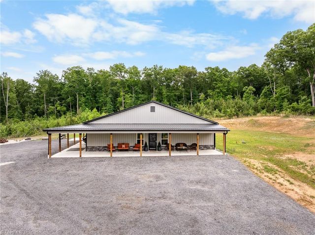 160 Riverwood Drive, Lexington, NC 27292