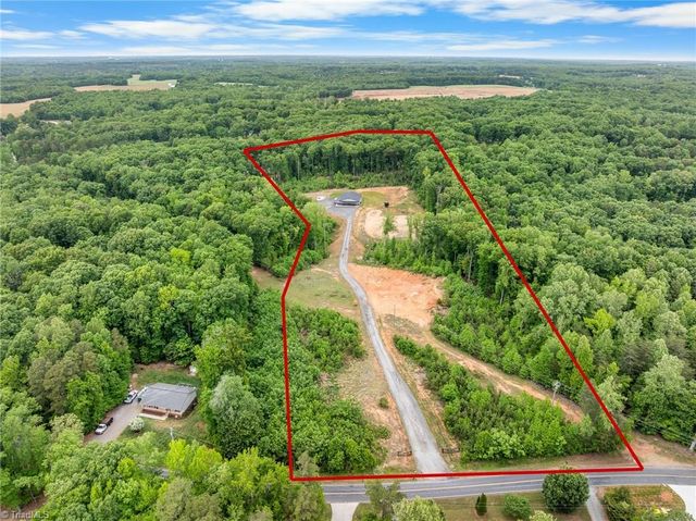 160 Riverwood Drive, Lexington, NC 27292