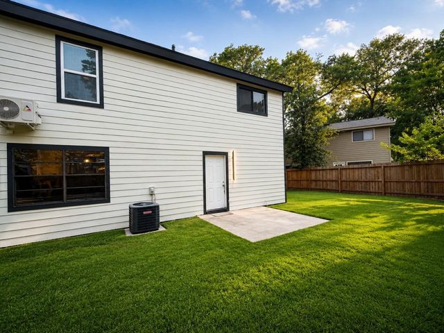 3 Kino Court, The Woodlands, TX 77380