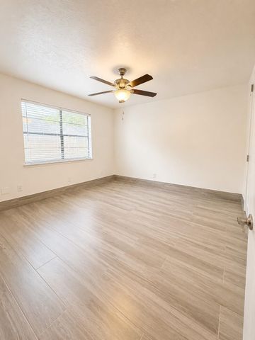 3 Kino Court, The Woodlands, TX 77380