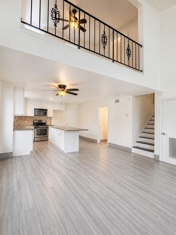 3 Kino Court, The Woodlands, TX 77380