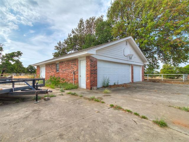 9220 Acre View Drive, Oklahoma City, OK 73151