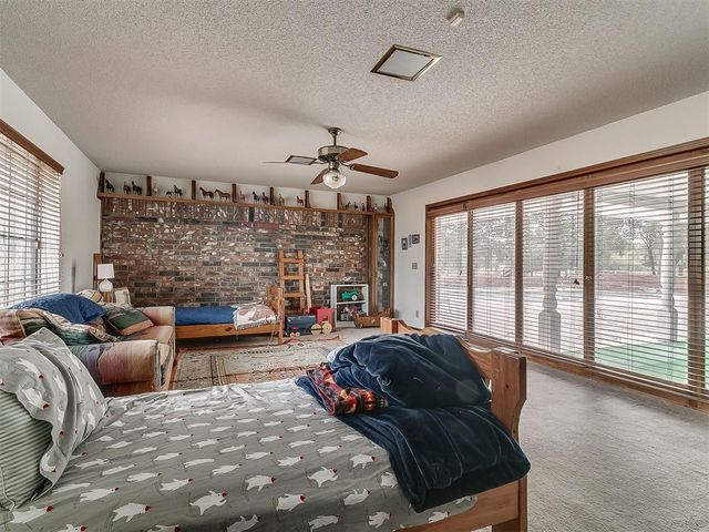 9220 Acre View Drive, Oklahoma City, OK 73151