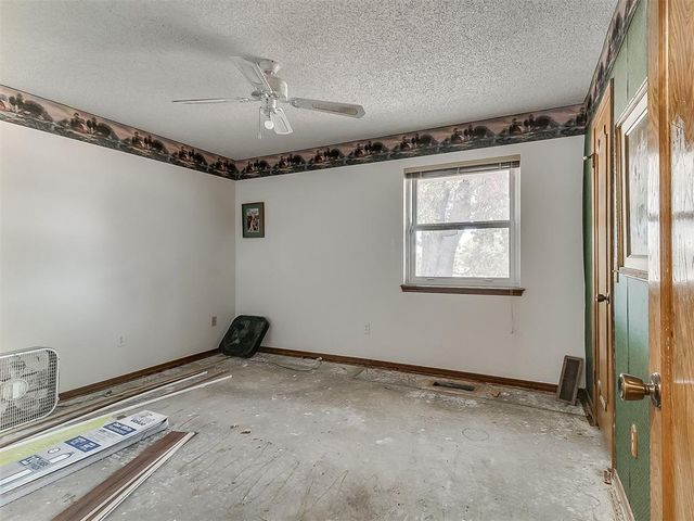 9220 Acre View Drive, Oklahoma City, OK 73151
