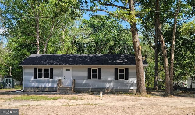 626 CLOVERFIELD LN, Harrington, DE 19952