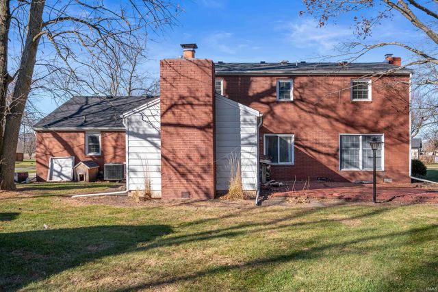 3001 E Oaklawn Drive, Muncie, IN 47303