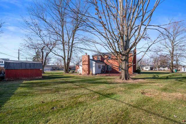 3001 E Oaklawn Drive, Muncie, IN 47303