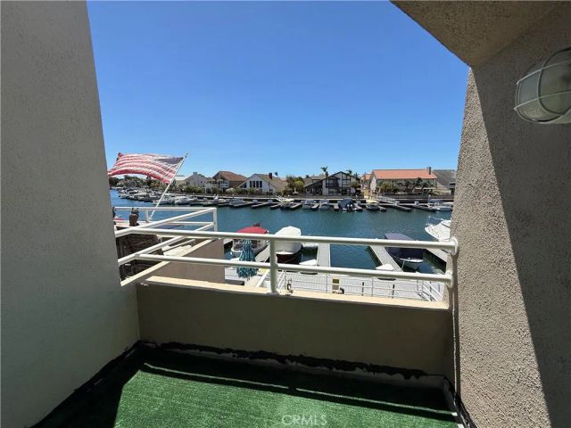 3382 Tempe Drive, Huntington Beach, CA 92649