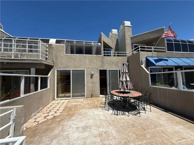 3382 Tempe Drive, Huntington Beach, CA 92649
