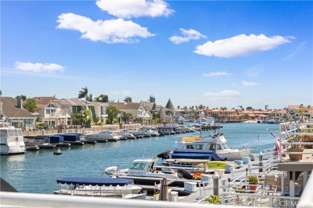 3382 Tempe Drive, Huntington Beach, CA 92649
