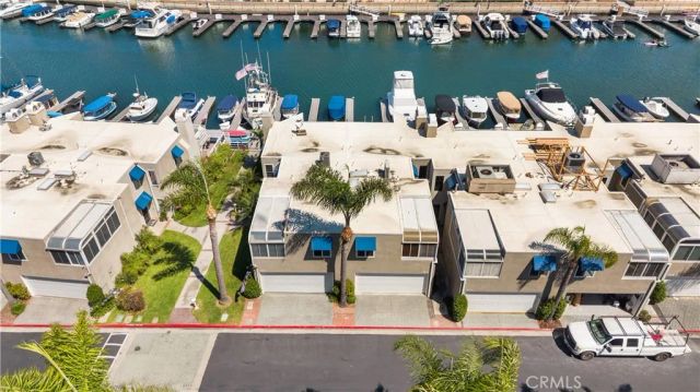 3382 Tempe Drive, Huntington Beach, CA 92649