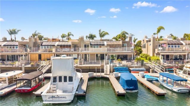 3382 Tempe Drive, Huntington Beach, CA 92649