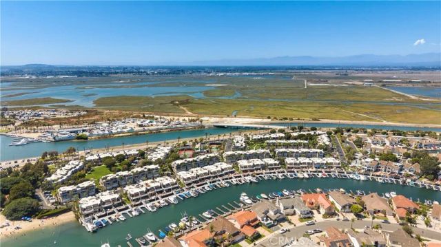 3382 Tempe Drive, Huntington Beach, CA 92649