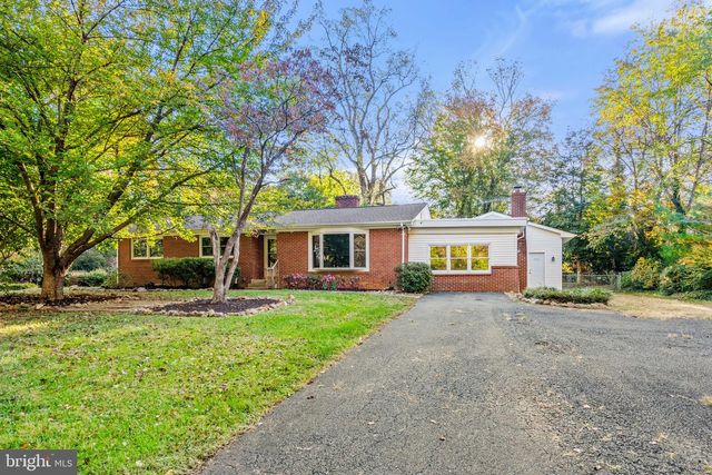 6741 MAXWELL AVE, Warrenton, VA 20187