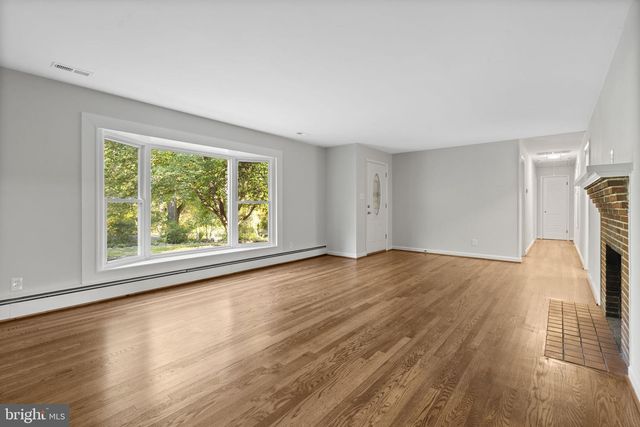 6741 MAXWELL AVE, Warrenton, VA 20187