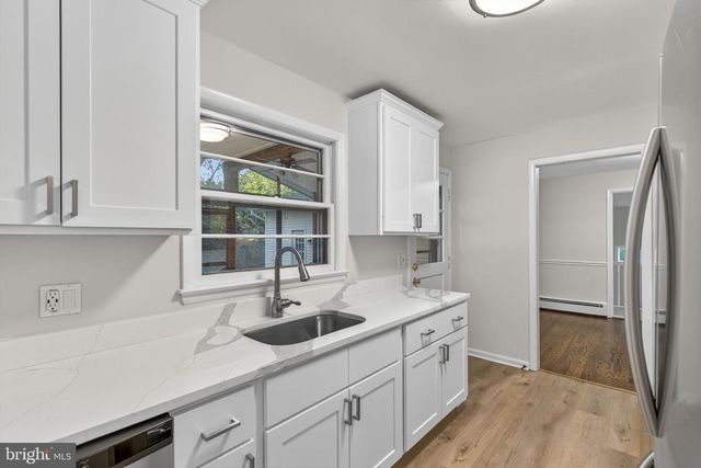 6741 MAXWELL AVE, Warrenton, VA 20187