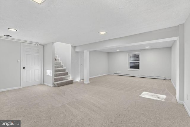 6741 MAXWELL AVE, Warrenton, VA 20187