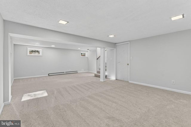 6741 MAXWELL AVE, Warrenton, VA 20187