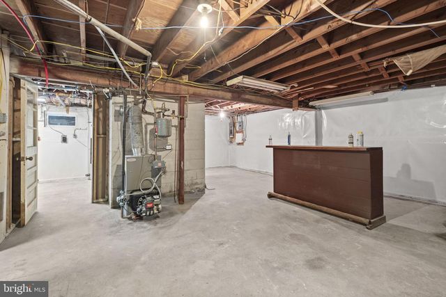 6741 MAXWELL AVE, Warrenton, VA 20187