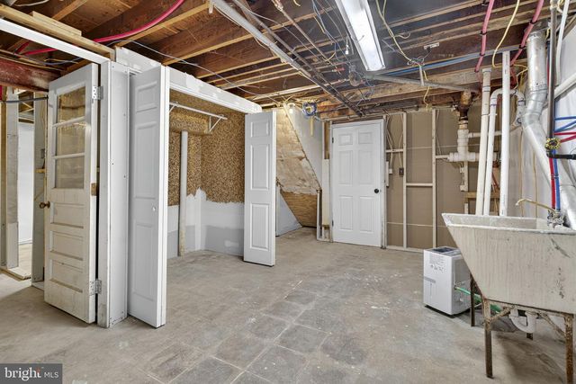 6741 MAXWELL AVE, Warrenton, VA 20187