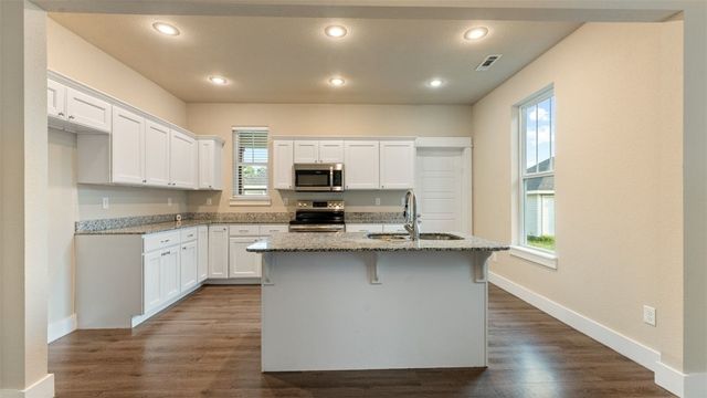 407 SE Birmingham Street, Gravette, AR 72736