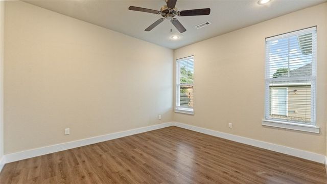 407 SE Birmingham Street, Gravette, AR 72736