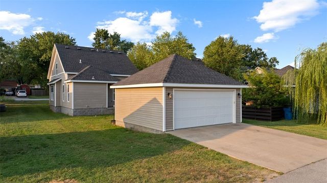 407 SE Birmingham Street, Gravette, AR 72736