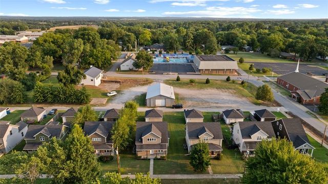 407 SE Birmingham Street, Gravette, AR 72736