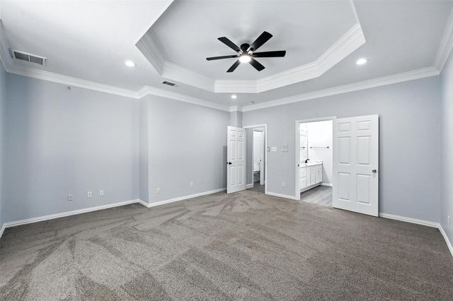 626 SE 4th Street, Grand Prairie, TX 75051