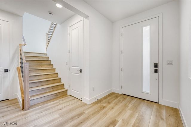 1041 Soaring Sage Avenue, Las Vegas, NV 89138