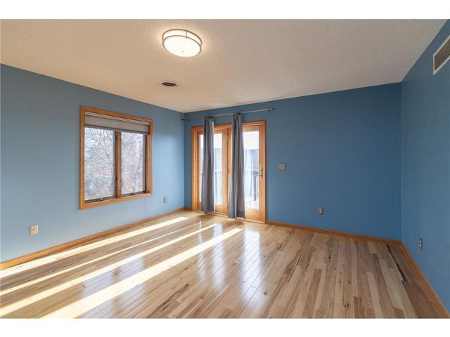 W12041 497th Avenue, Prescott, WI 54021