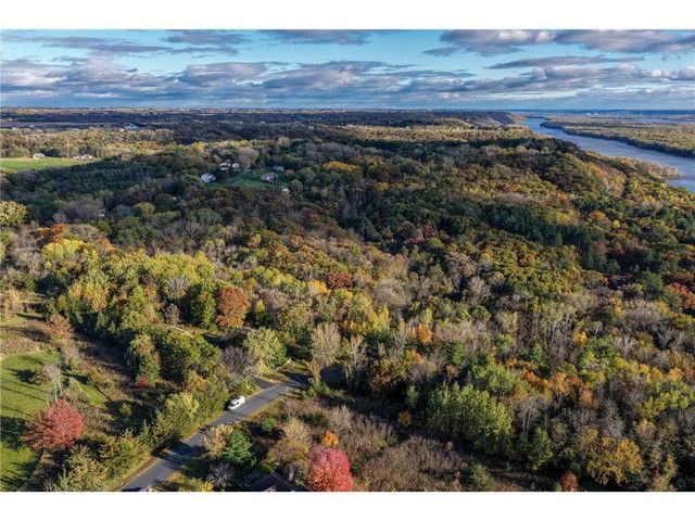 W12041 497th Avenue, Prescott, WI 54021