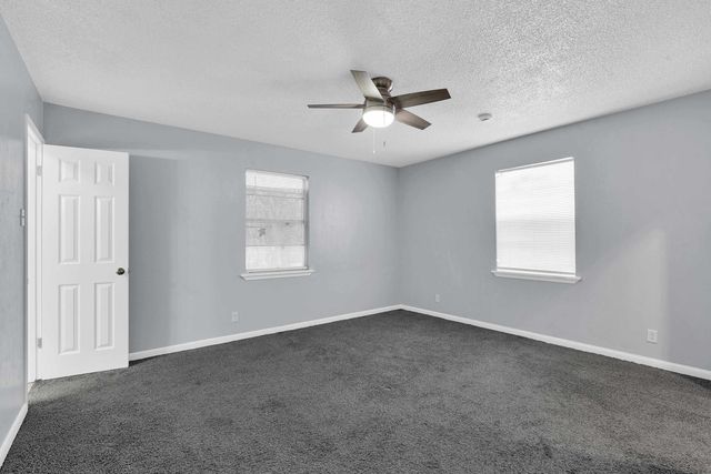 1807 Swan St., Longview, TX 75604