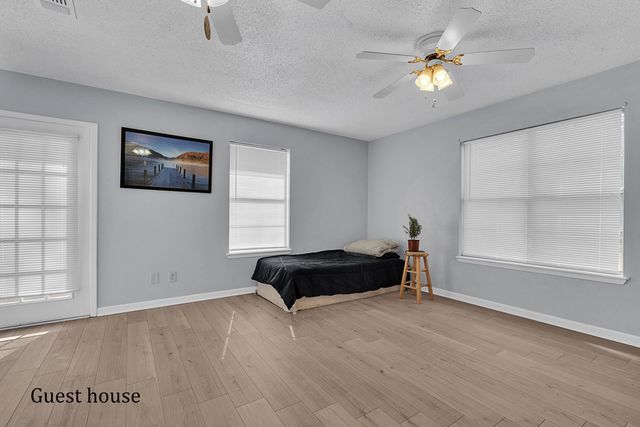 1807 Swan St., Longview, TX 75604