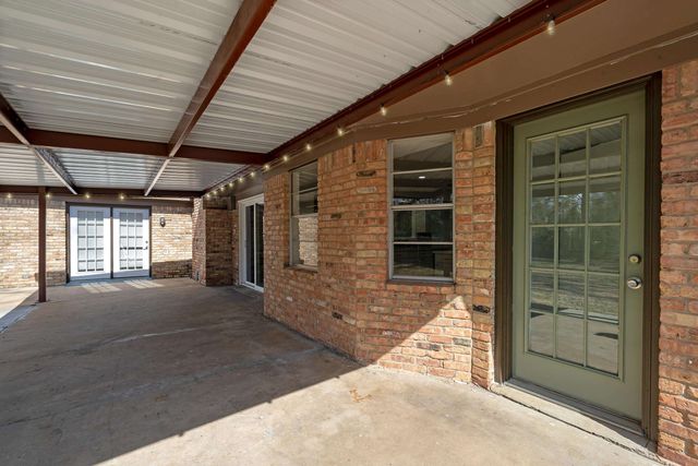 1807 Swan St., Longview, TX 75604