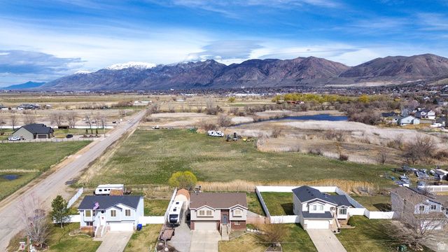 1148 W 2450 S, Perry, UT 84302