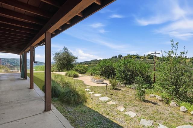 26940 Paradise Meadow Lane, Valley Center, CA 92082